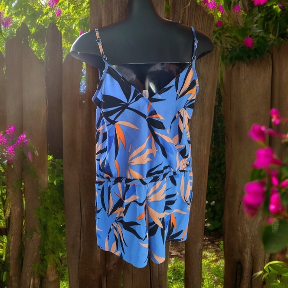 C & E Tropical Print Romper - Picture 3 of 12